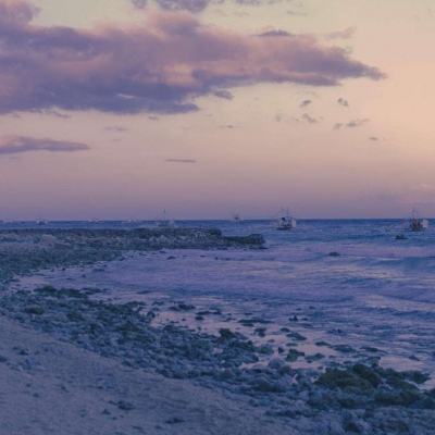 来冲浪吧美少年游戏下载